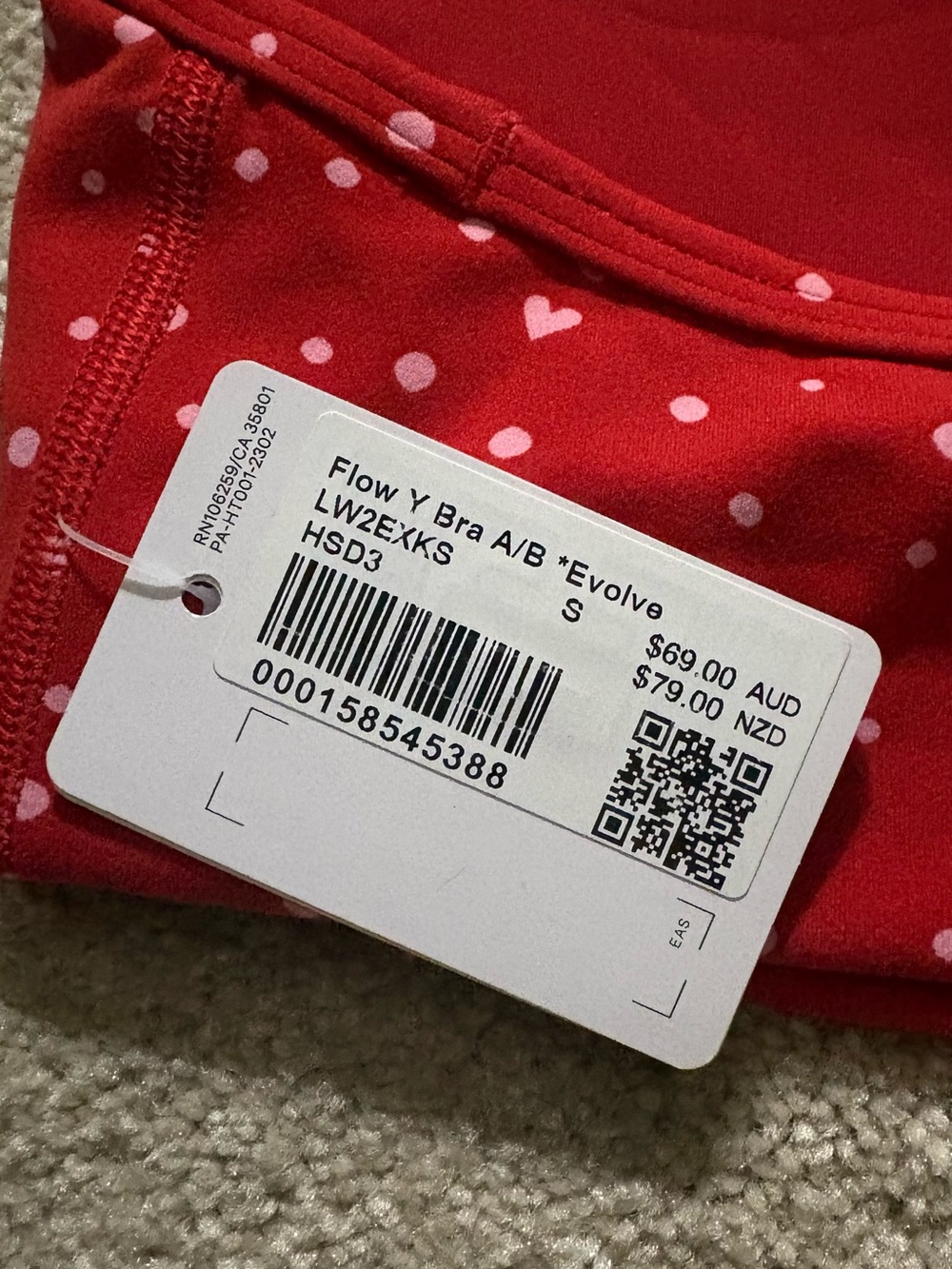 Lululemon Flow Y Evolve Bra size S NWT Hearts - Picture 5 of 5